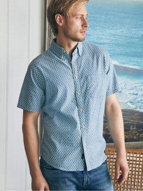 NEW Faherty Short-Sleeve Stretch Playa Blue Fish Scale Redux Button Down Shirt